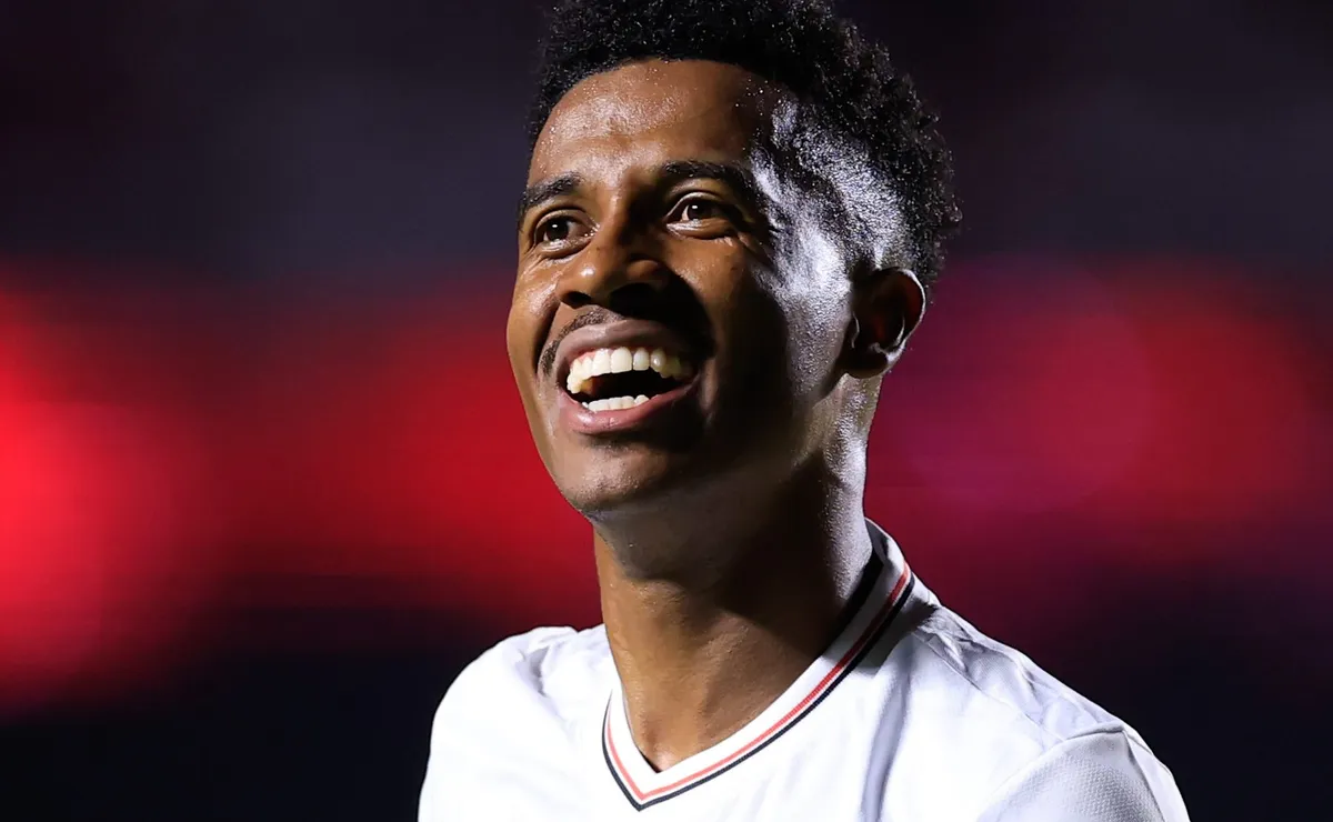 Nicola nega troca de Everton Cebolinha por Marcos Antônio no Flamengo