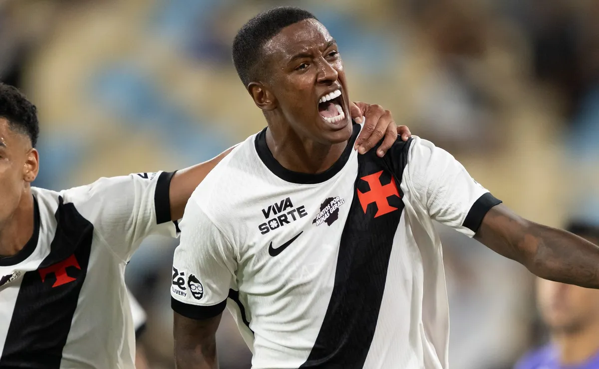 Robert Renan cresce em clássicos pelo Vasco e marca gols decisivos contra os rivais Flamengo e Fluminense