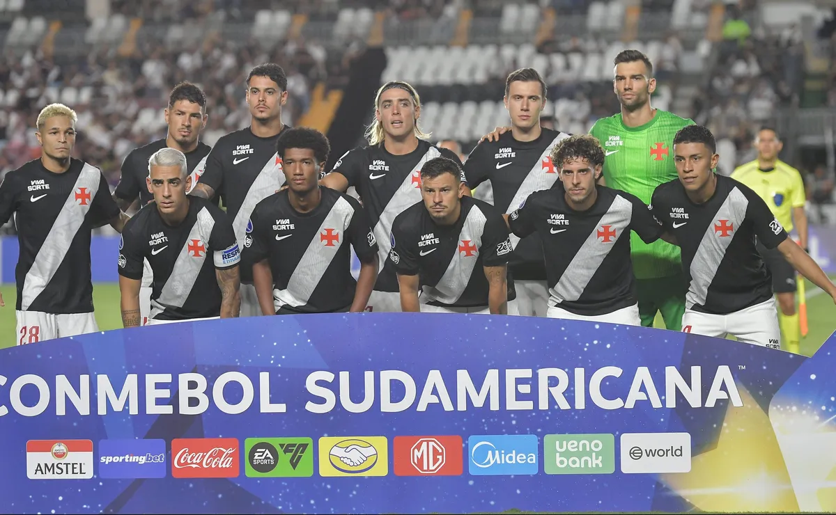 Vasco embarca para o Chile com time alternativo e reforços do sub-20 para duelo decisivo na Sul-Americana