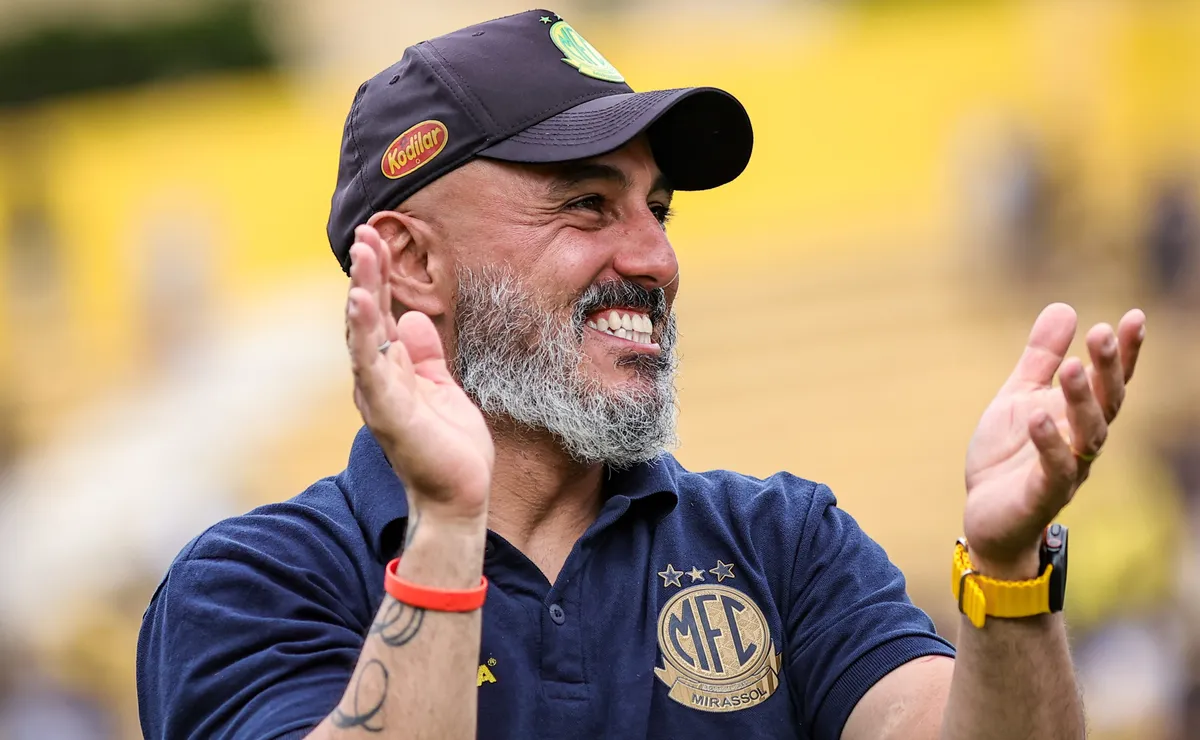 Guanaes quebra silêncio sobre arbitragem depois de Mirassol x Corinthians pelo Brasileirão: “Eu entendo”