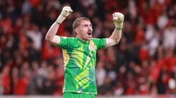 Anthoni goleiro do Internacional comemora gol de Alerrando durante partida contra o Fluminense no estadio Beira-Rio pelo campeonato Brasileiro A 2026. Foto: Maxi Franzoi/AGIF