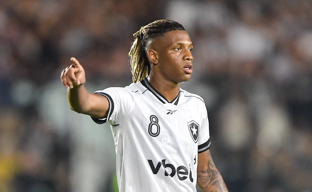 Palmeiras define plano por Danilo para convencer Botafogo em um acordo pelo volante