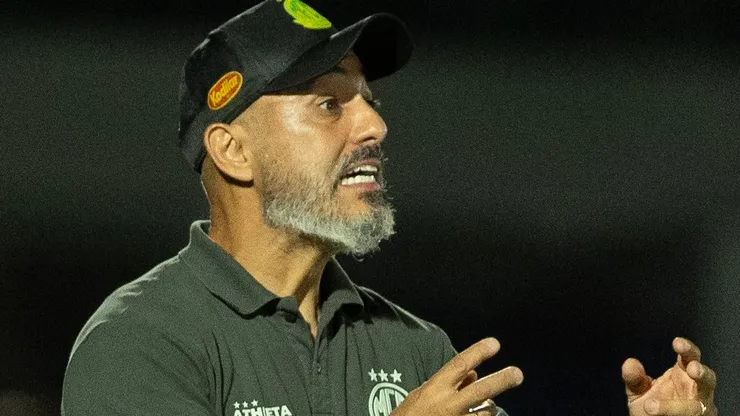 Rafael Silva Guanaes técnico do Mirassol durante partida contra o Corinthians. Foto: Joisel Amaral/AGIF