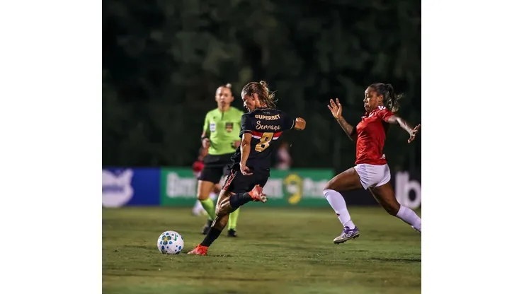 Serrana autora do primeiro gol das São Paulinas. Foto: Will Anacleto