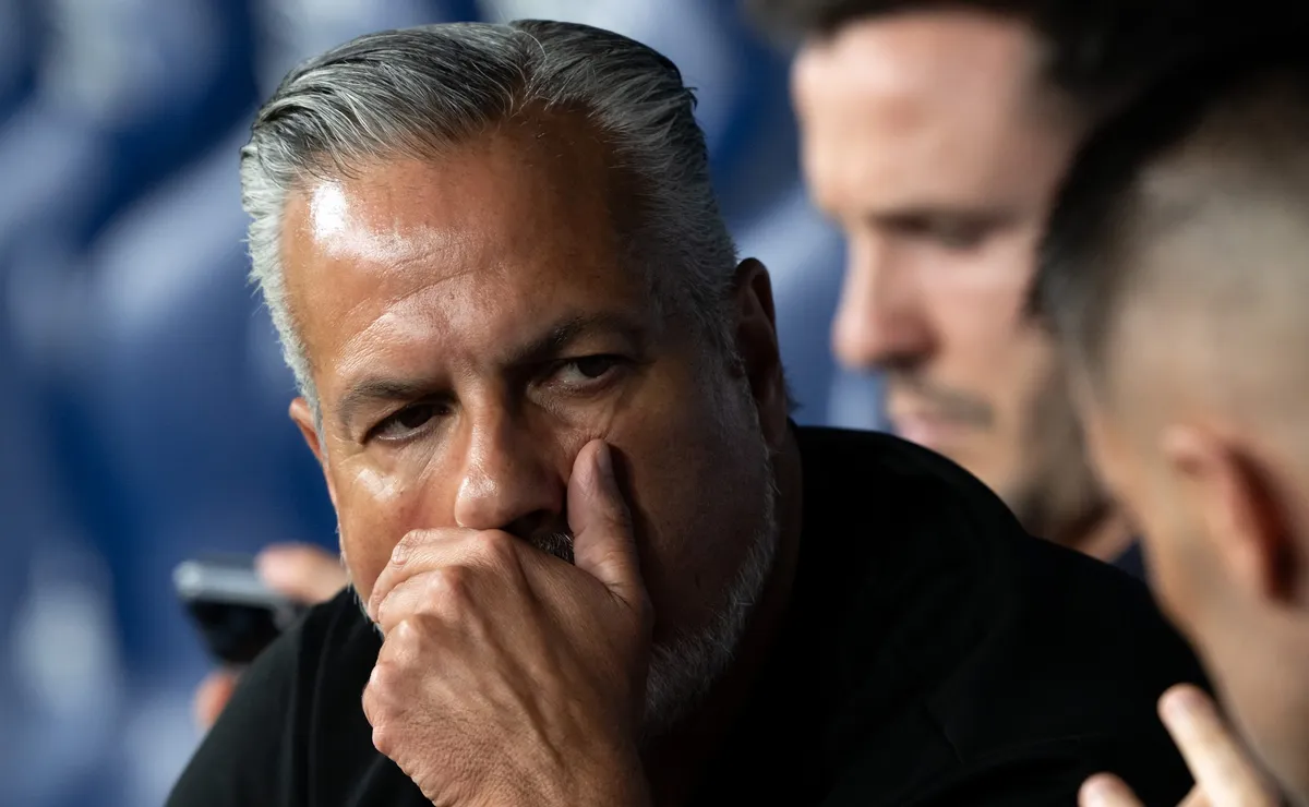 Flamengo corre no mercado e busca avançar por atacante do futebol argentino como aposta