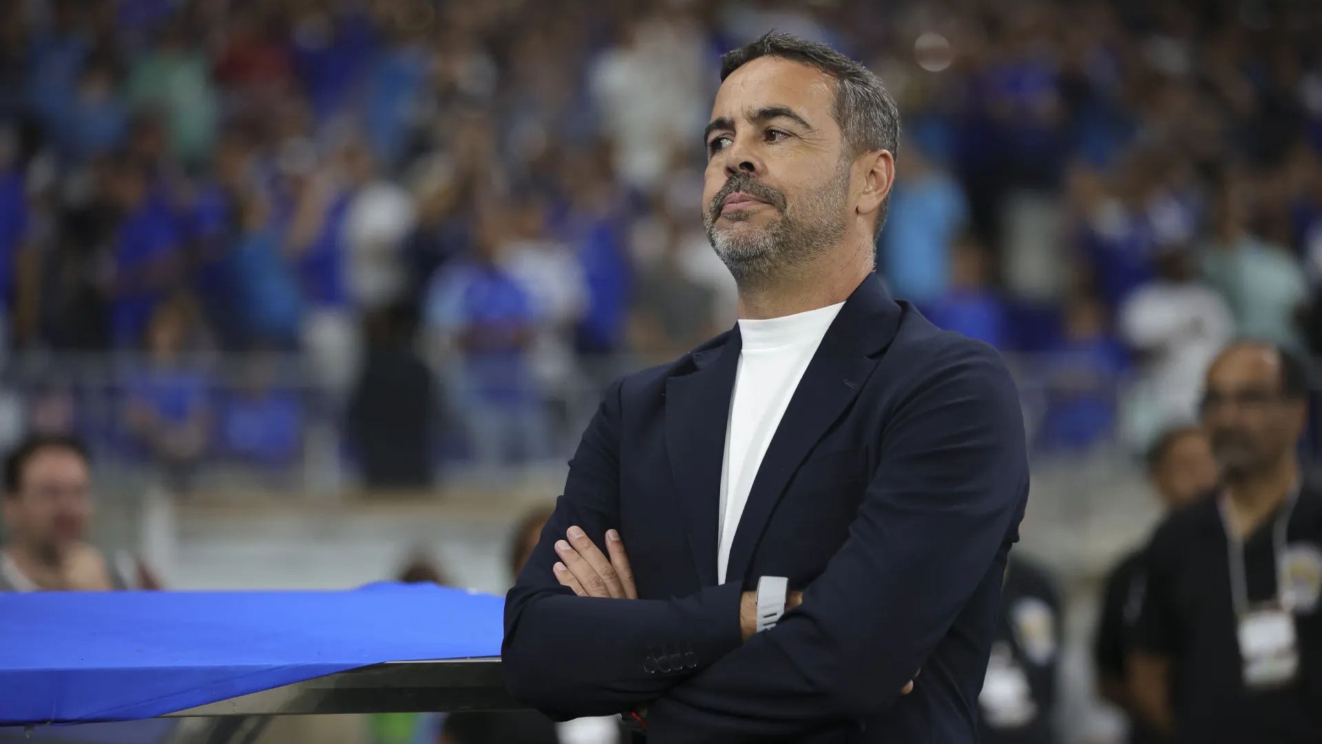 Artur Jorge mira mais três pontos na Libertadores – Foto: Gilson Lobo/AGIF