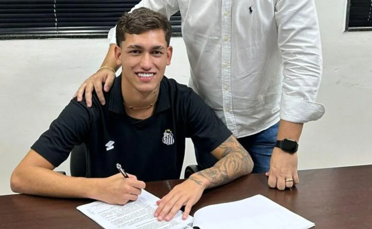 Santos rescinde com meia do Sub-20 após nove meses