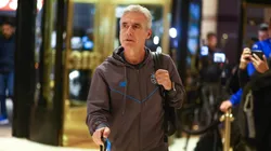 Luís Castro em desembarque na Argentina