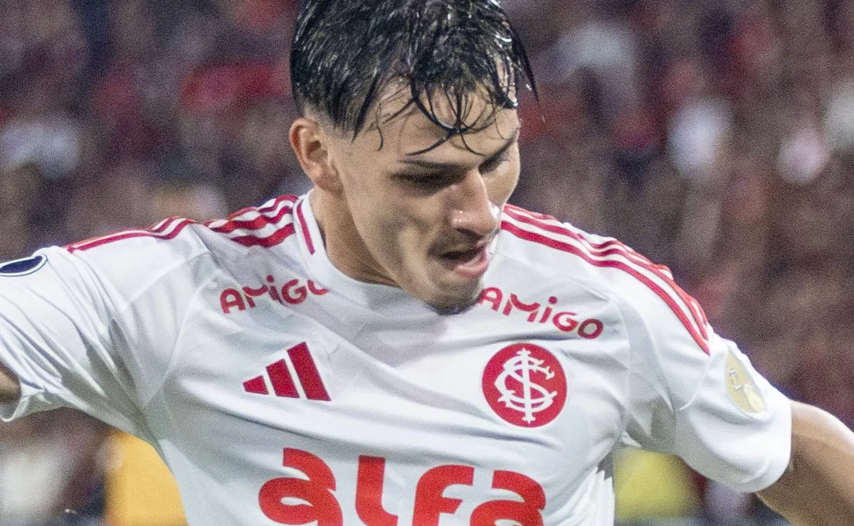 Palmeiras só deve avançar por Bernabei caso o Inter diminua a pedida