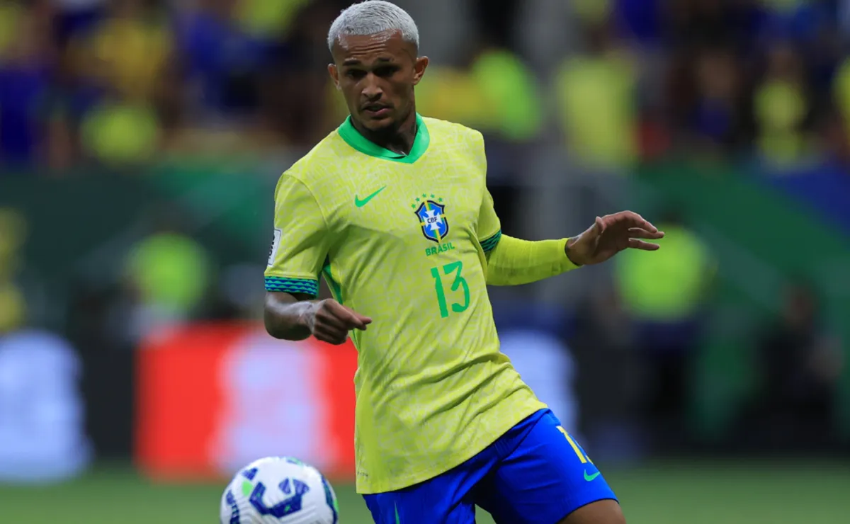 Quem chega melhor na disputa pelas laterais da Seleção Brasileira na Copa do Mundo