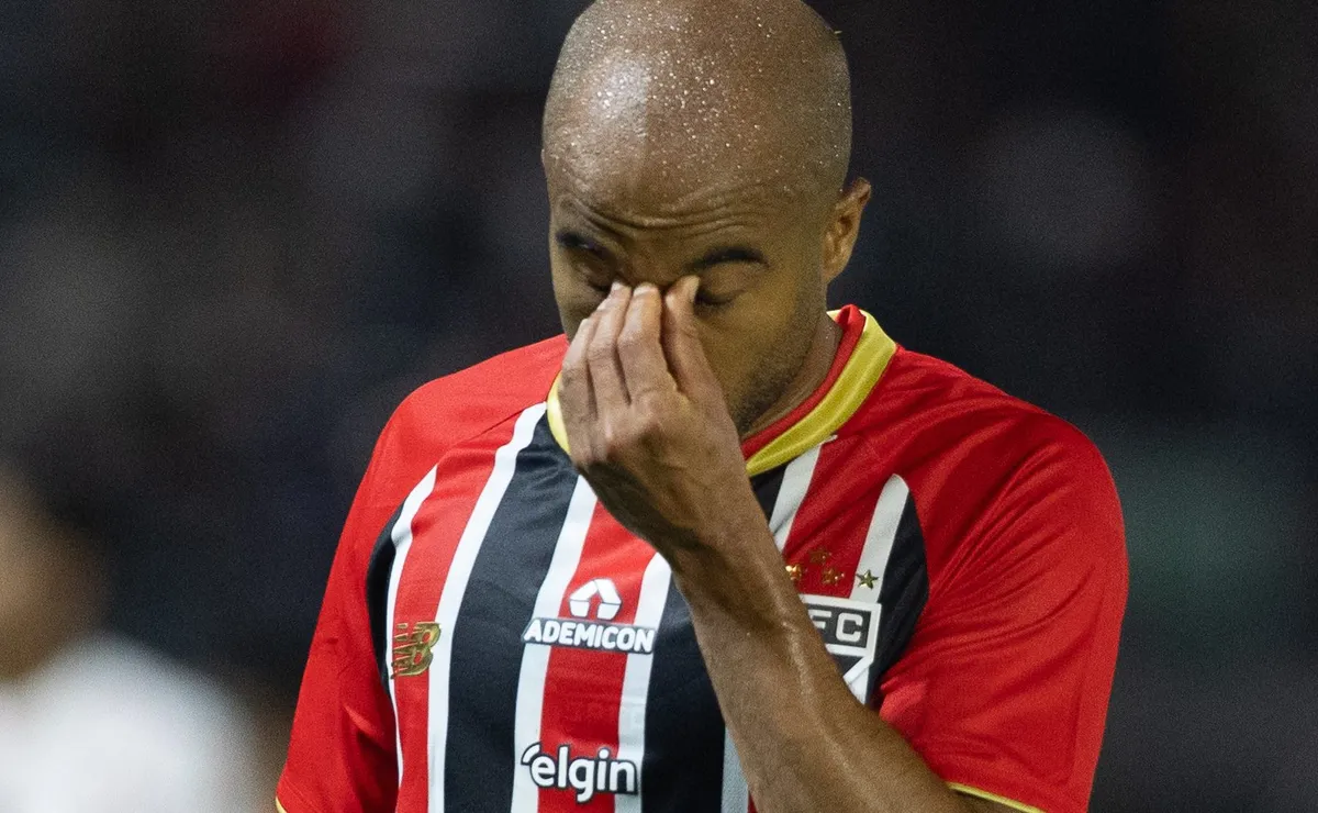 Lucas Moura desabafa após nova lesão e promete voltar “ainda mais forte”