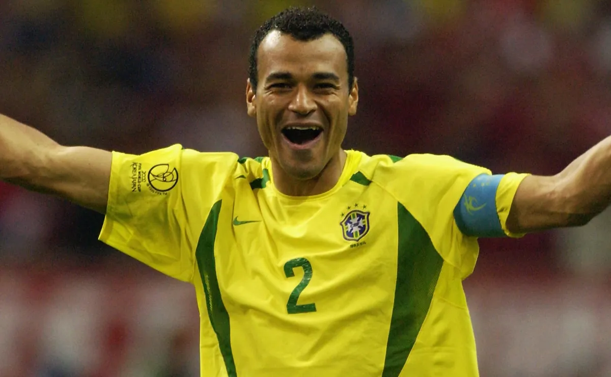 Cafu, capitão do penta, construiu legado histórico como referência do Brasil em Copas do Mundo
