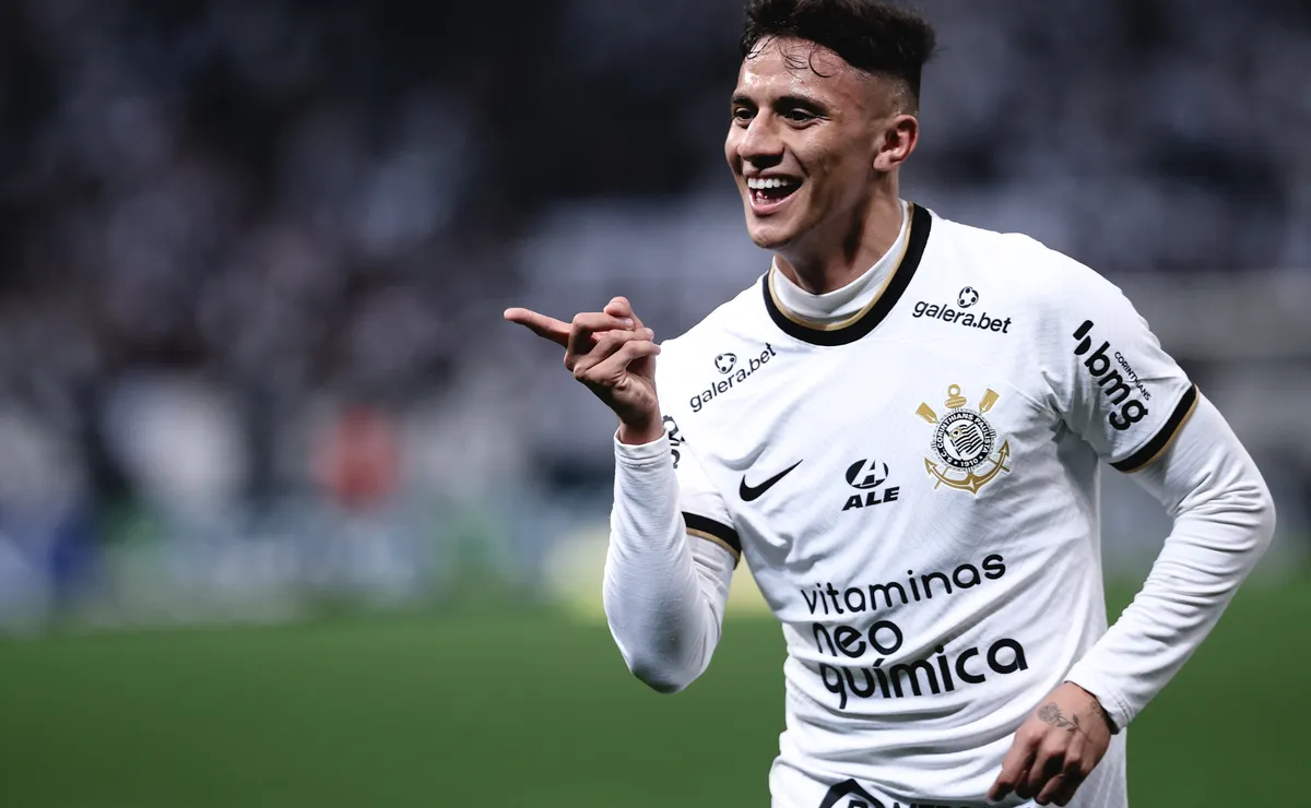 Corinthians não cogita incluir atletas por Mantuan, e Zenit deseja acordo com clube europeu