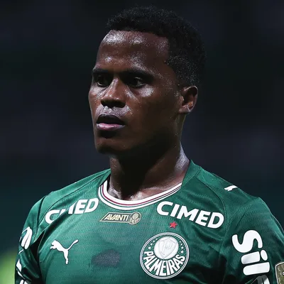 Torcida do Palmeiras critica Arias por sequência antes da Copa do Mundo