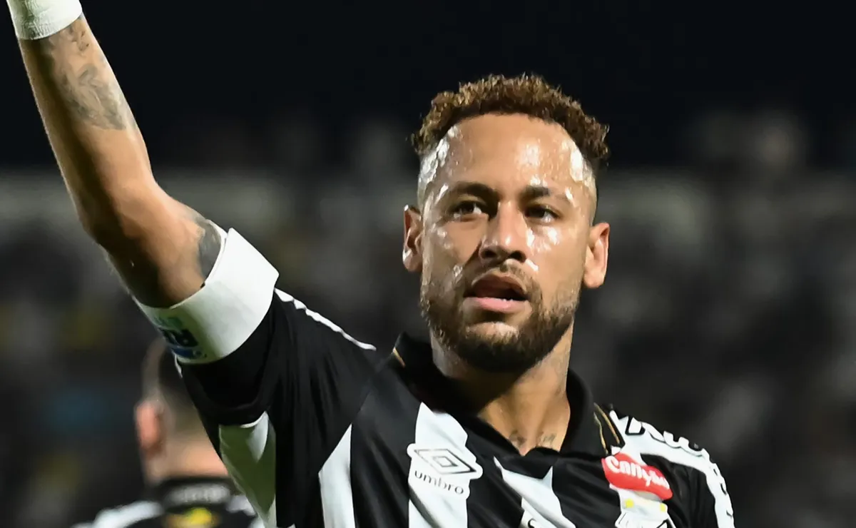 Neymar estará na lista final de Ancelotti para a Copa do Mundo, informa Vampeta