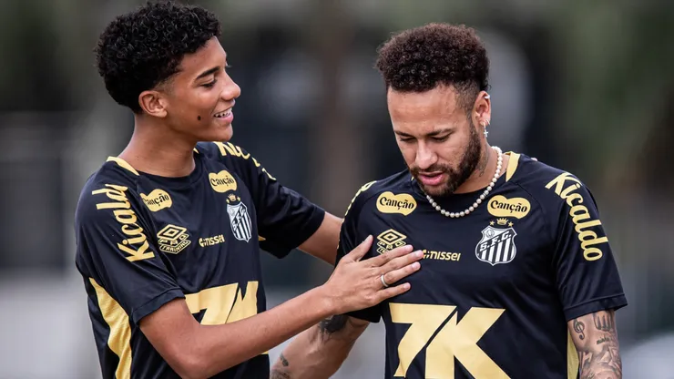 Robinho Jr e Neymar juntos no Santos - Foto: Raul Baretta/Santos
