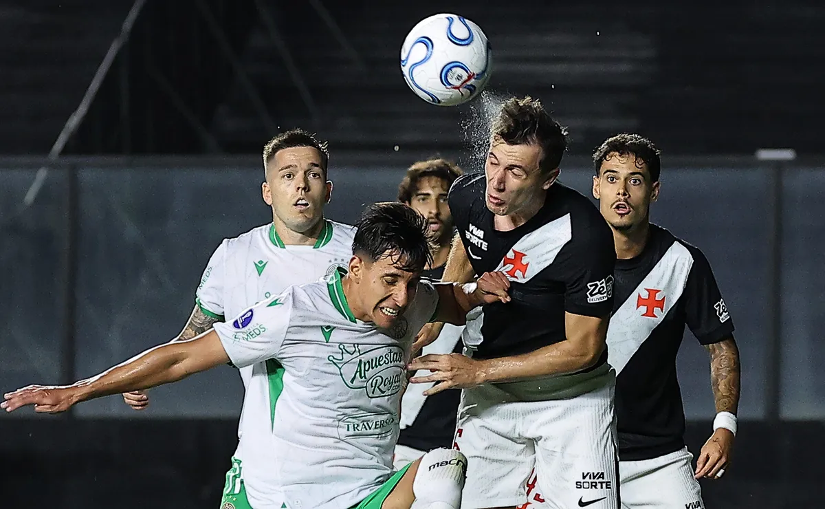 Audax Italiano x Vasco: onde assistir ao vivo, horário e escalações do jogo desta quarta