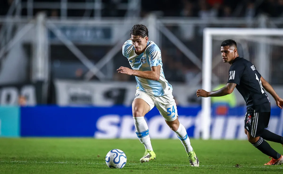 Grêmio alcança 5 jogos sem sofrer gols e testa solidez defensiva contra o Flamengo na Arena