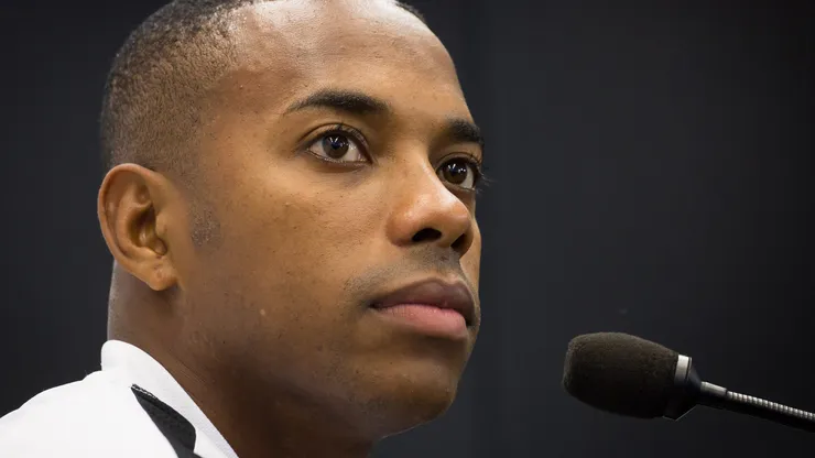 Robinho pai concordou em encerrar o caso.