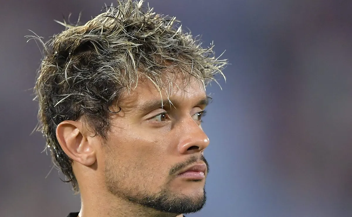 Atlético-MG decide vender Scarpa e jogador será preservado para não completar 12 jogos no Brasileirão