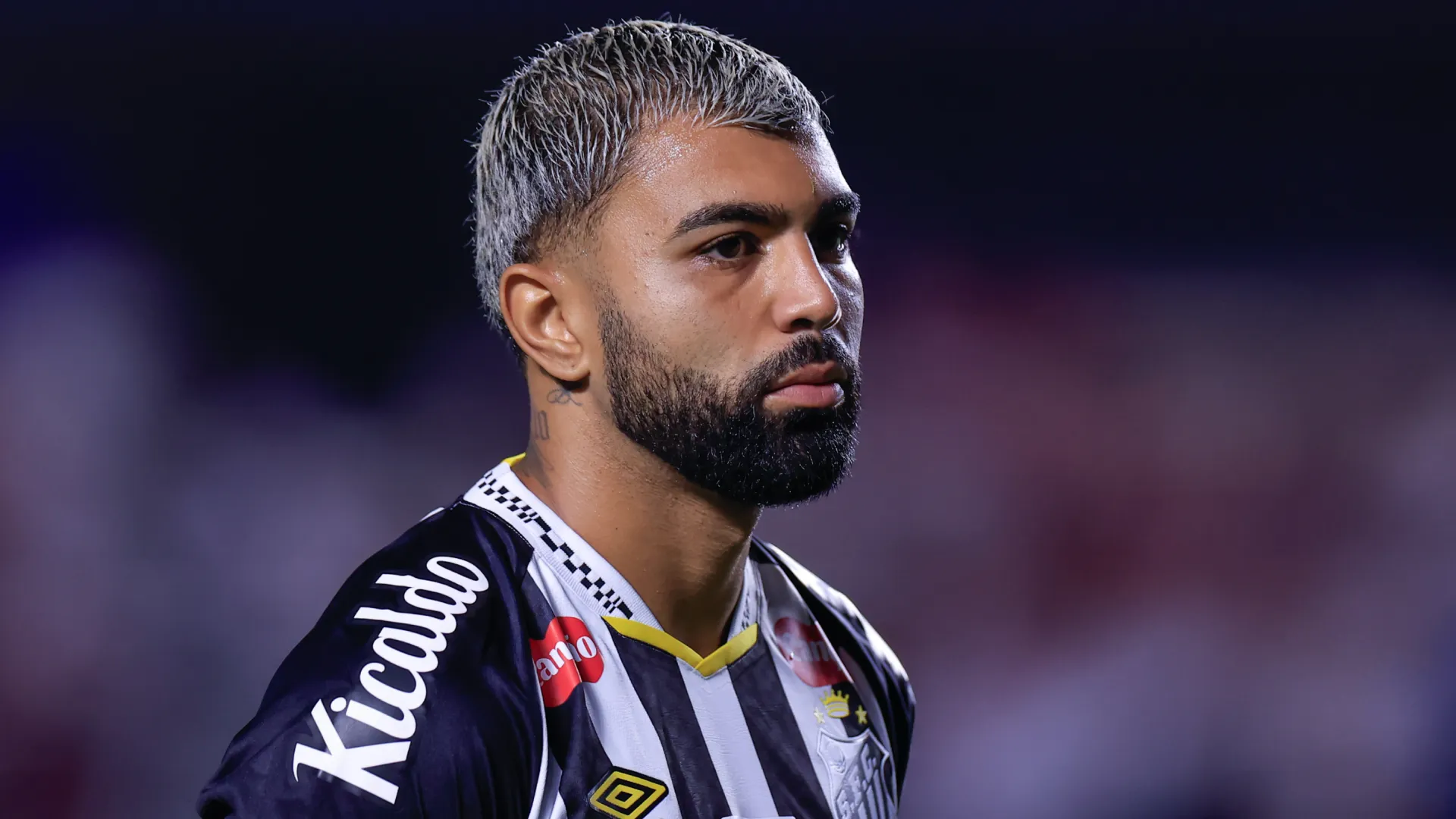 Gabigol jogador do Santos durante partida – Foto: Marcello Zambrana/AGIF