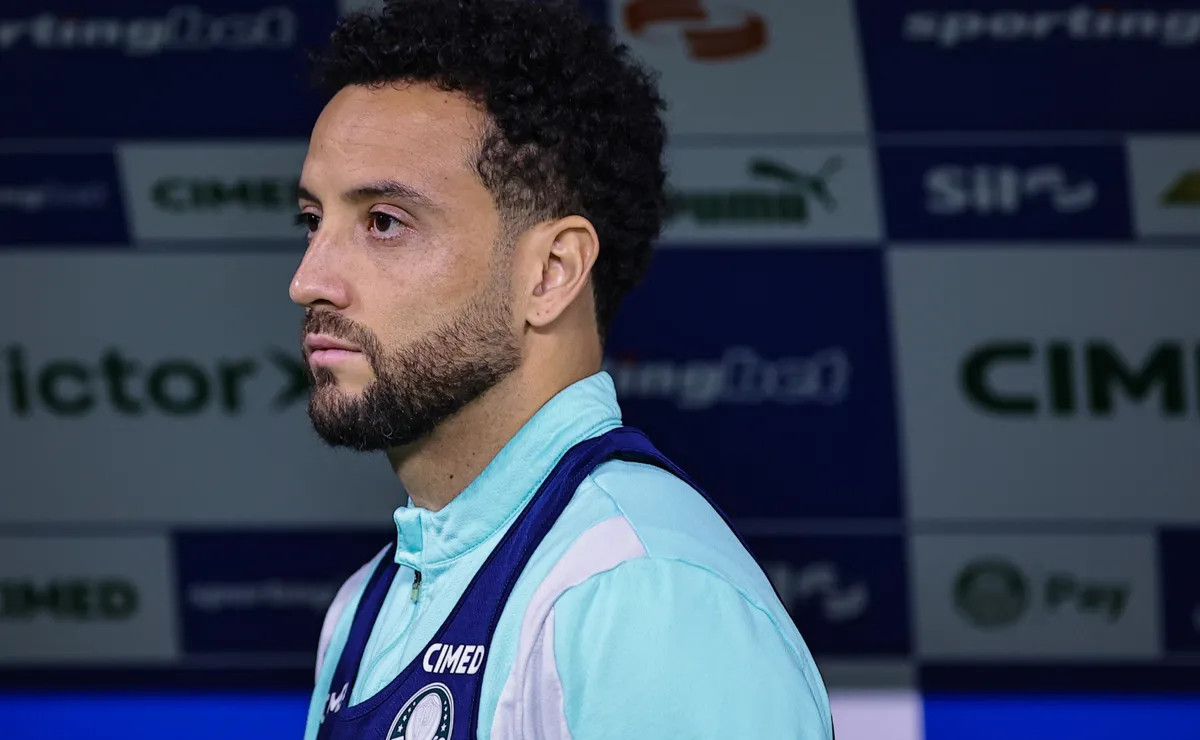 Felipe Anderson não rende no Palmeiras e vê minutagem despencar na atual temporada