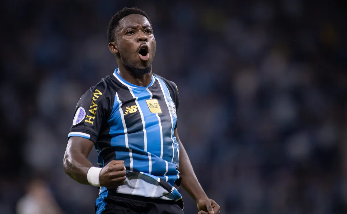 Amuzu é convocado por Gana e ganha chance decisiva antes da lista final da Copa do Mundo