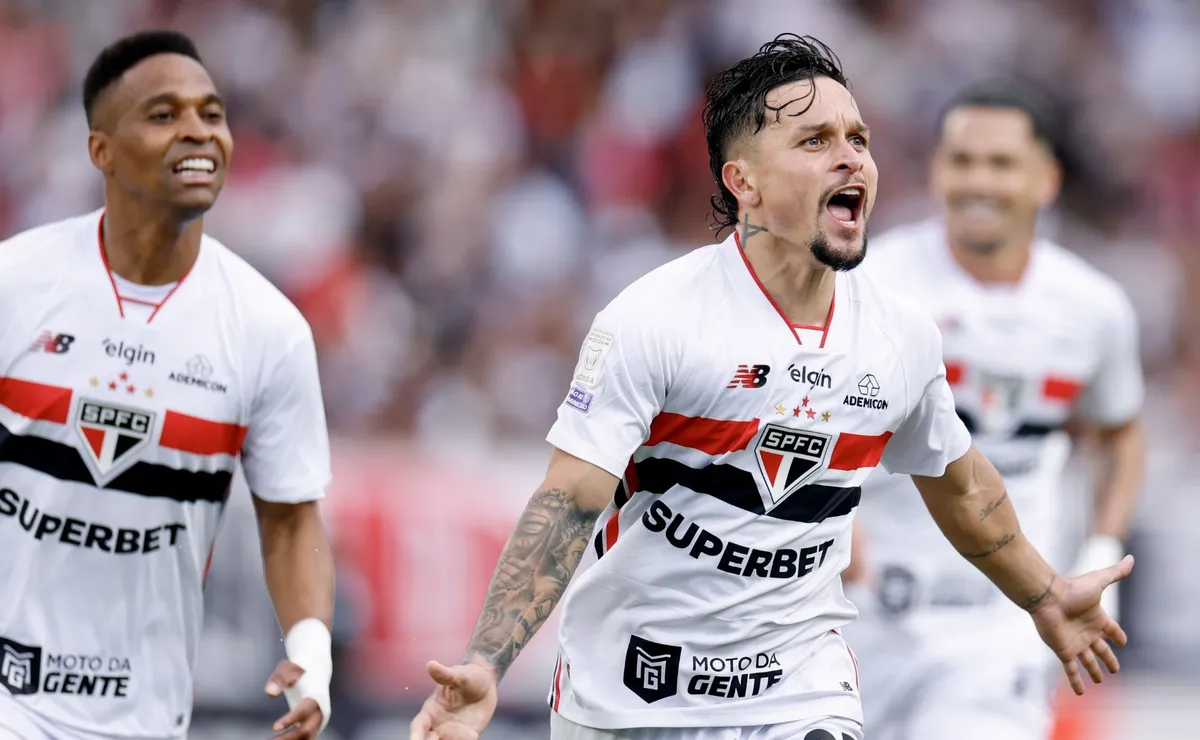 São Paulo gasta mais com futebol, supera previsão e ainda fecha com superávit