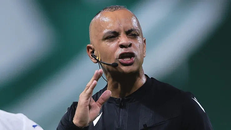 Wilton Pereira Sampaio foi citado por Neto.