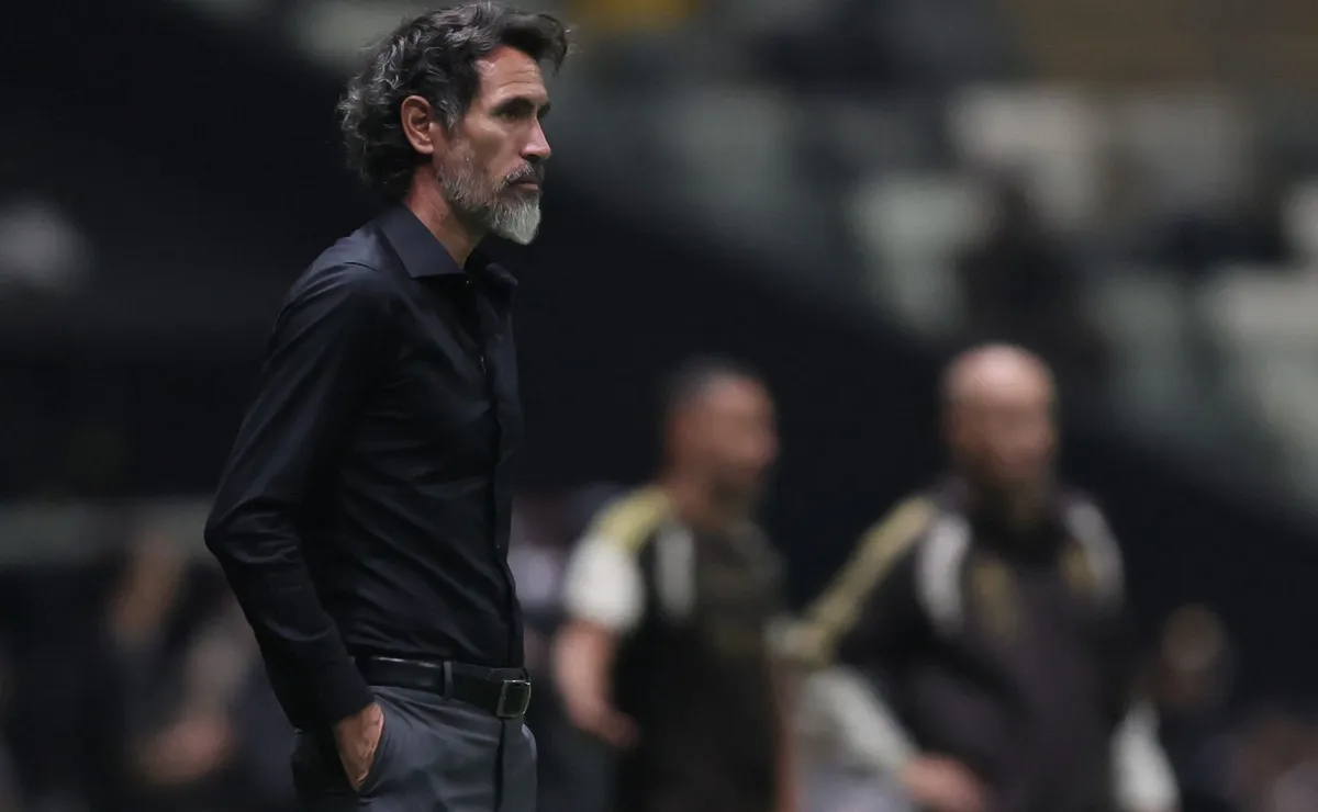 Atlético-MG tenta suprir saída de Hulk e técnico Domínguez já tem caminho