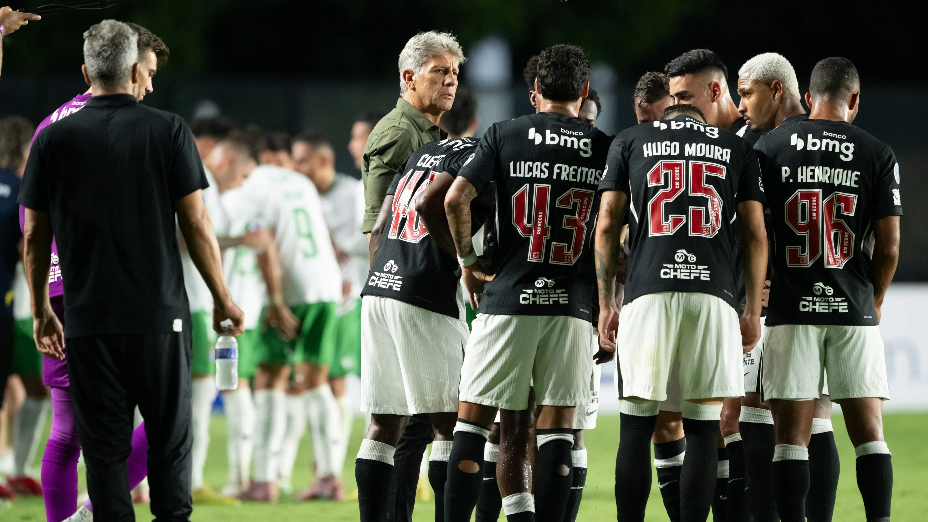 Vasco perdeu do Audax Italiano em São Januário - Foto: Jorge Rodrigues/AGIF.