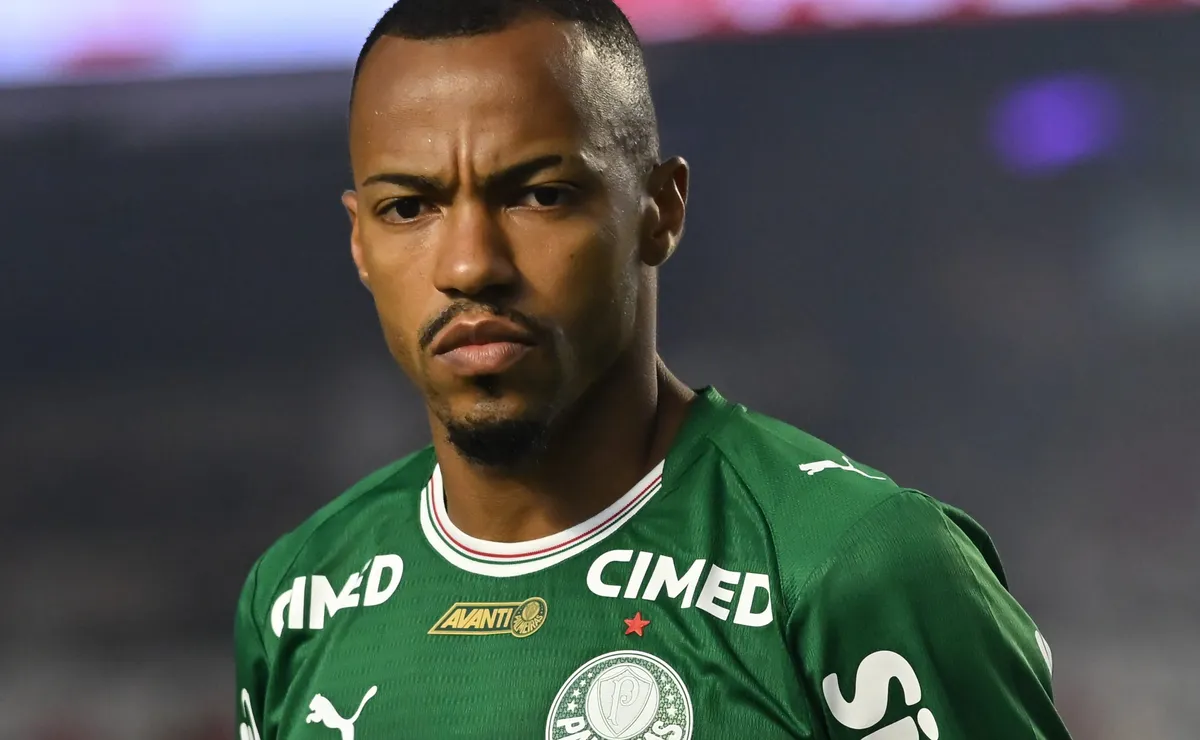 Marlon Freitas enaltece Barboza e deixa assunto nas mãos do Palmeiras