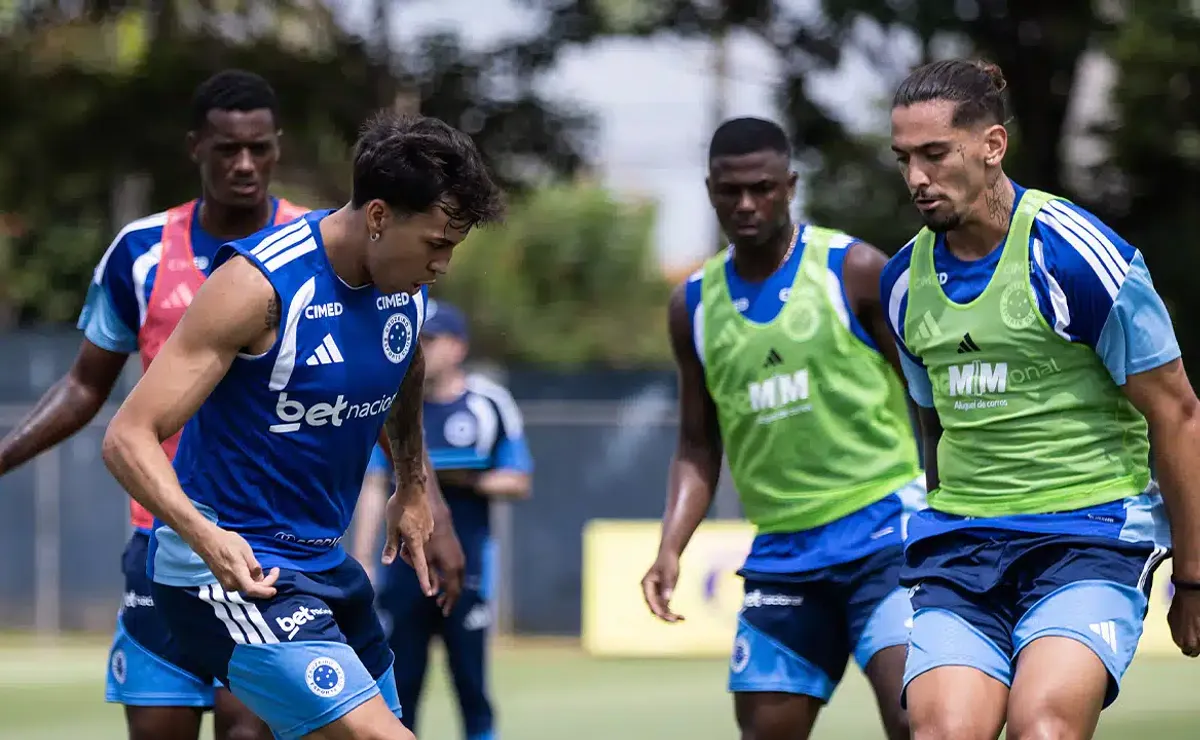 Cruzeiro abre a porta de saída e William e Chico da Costa serão negociados para viabilizar reforços