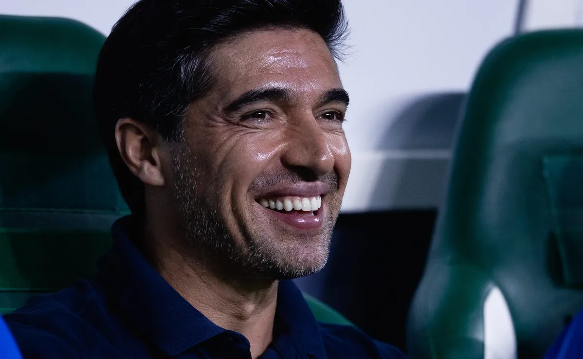Abel Ferreira rebate críticas após vitória do Palmeiras e cita Santos
