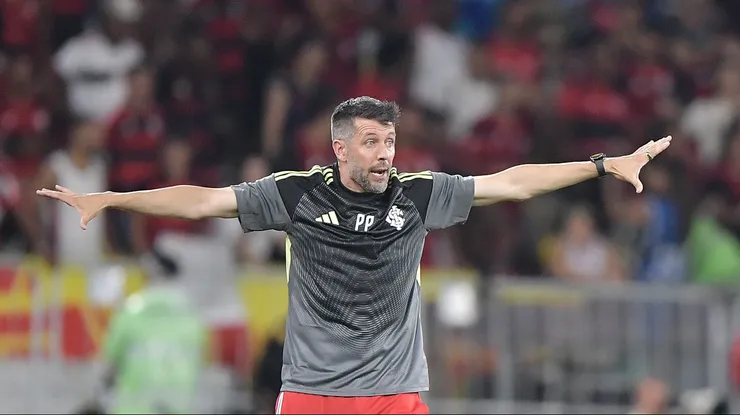 Paulo Pezzolano técnico do Internacional. Foto: Thiago Ribeiro/AGIF