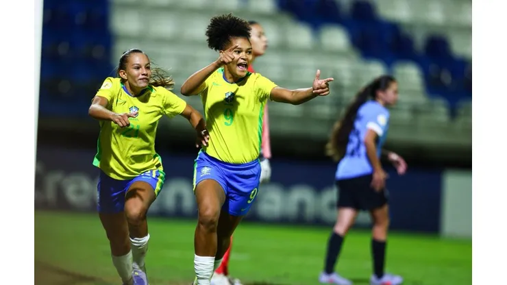 Nicolly comemora gol pela Seleção. Foto: Staff Images/CBF
