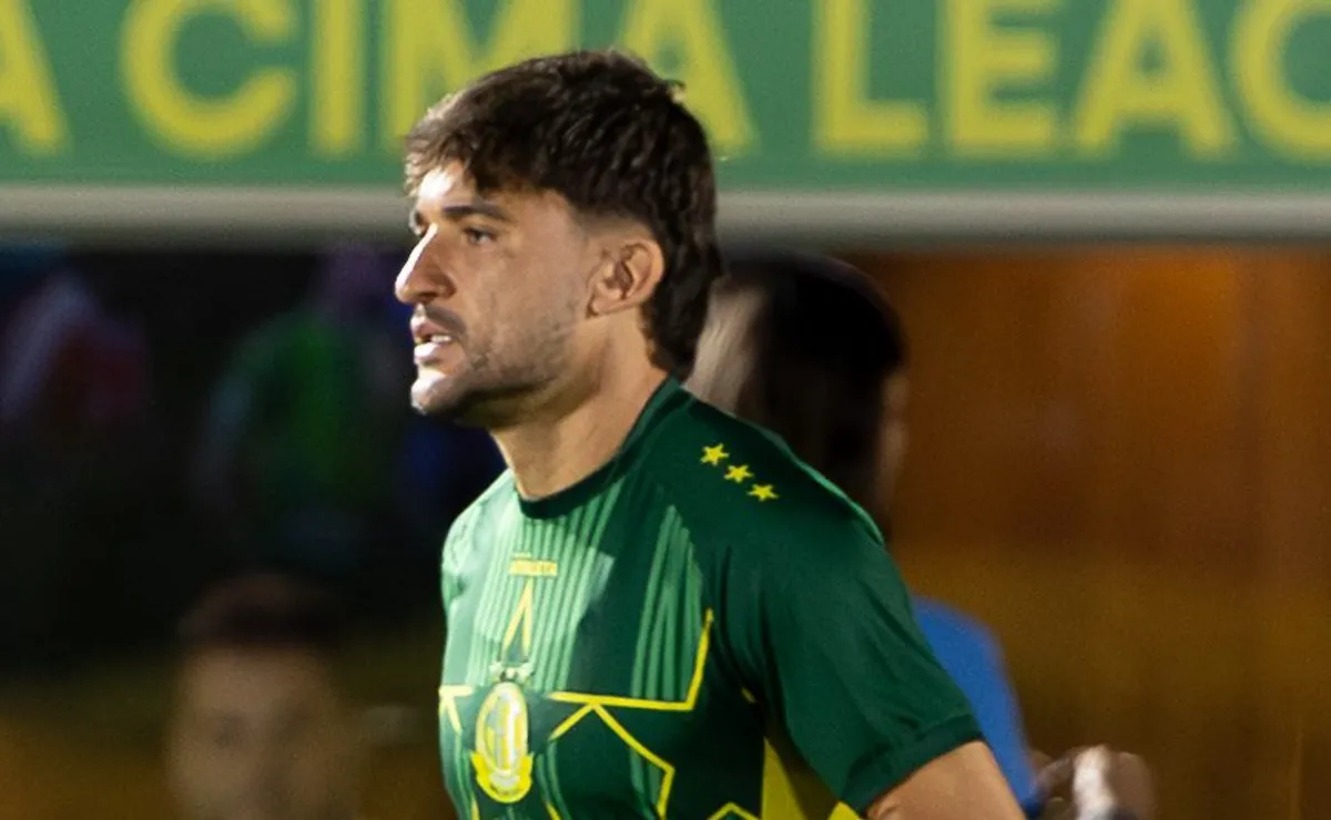 Victor Luís destaca experiência na Copa Libertadores e projeta confronto do Mirassol: “Peso diferente”