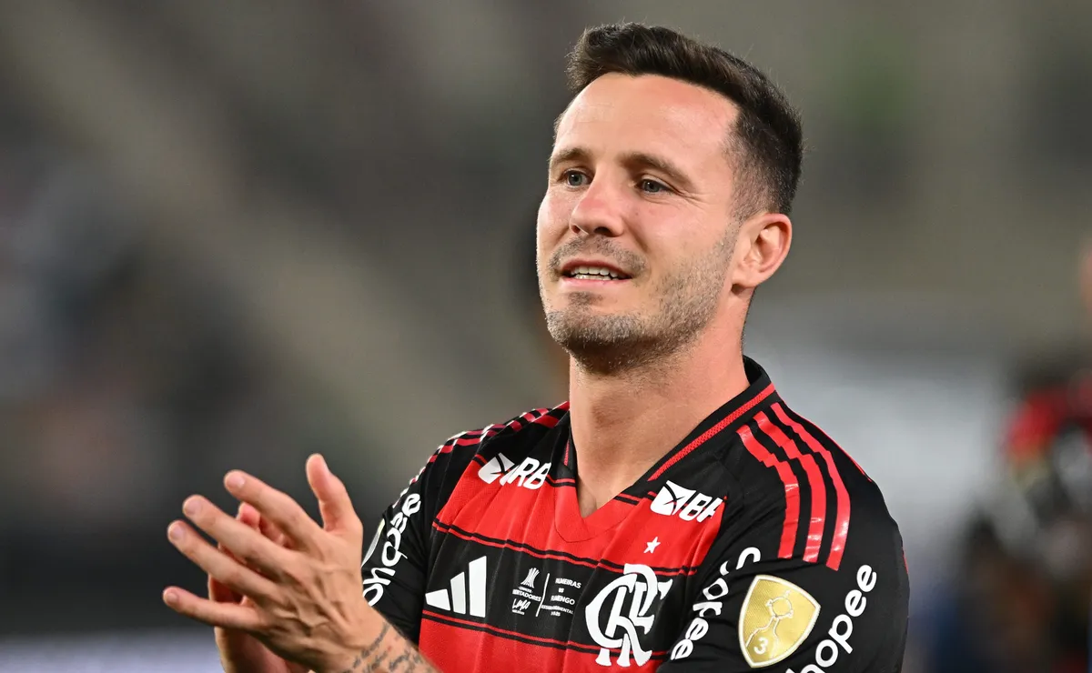 Saúl faz forte desabafo e revela que está sofrendo com dores no Flamengo: “Não estou habituado e tem sido difícil”