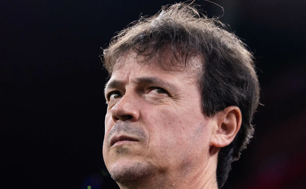 Próximo rival do São Paulo, Diniz promete Corinthians com “o que tiver de melhor” no clássico