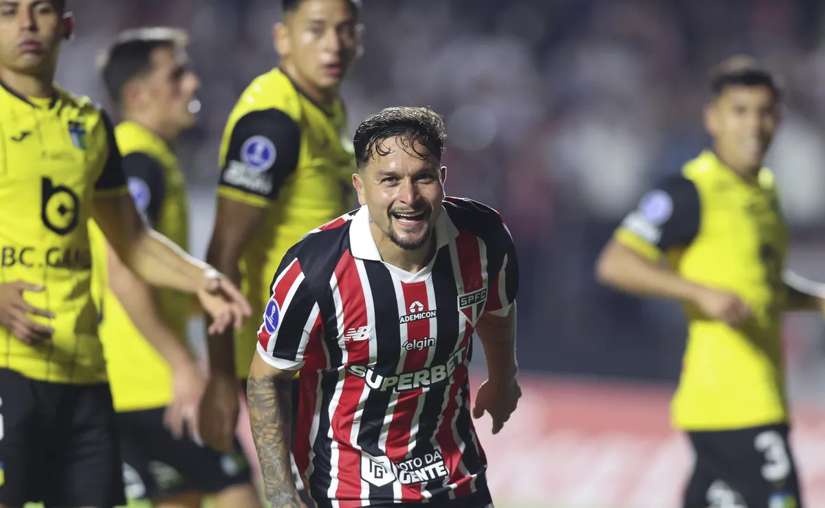 São Paulo visita o O’Higgins para encaminhar classificação e manter liderança na Sul-Americana