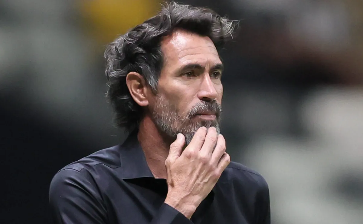 Domínguez revela como deve suprir ausência de Hulk no Atlético-MG