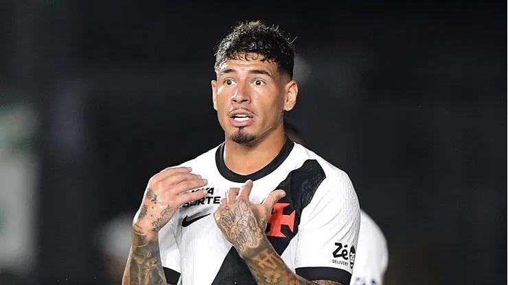 Saldivia jogador do Vasco durante partida contra o Palmeiras no estadio Sao Januario pelo campeonato [COMPETICAO].
