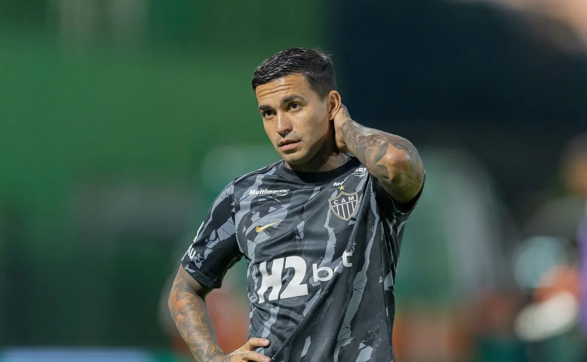 Dudu trocou o Cruzeiro por mais espaço, mas vive cenário ainda mais difícil no Atlético-MG