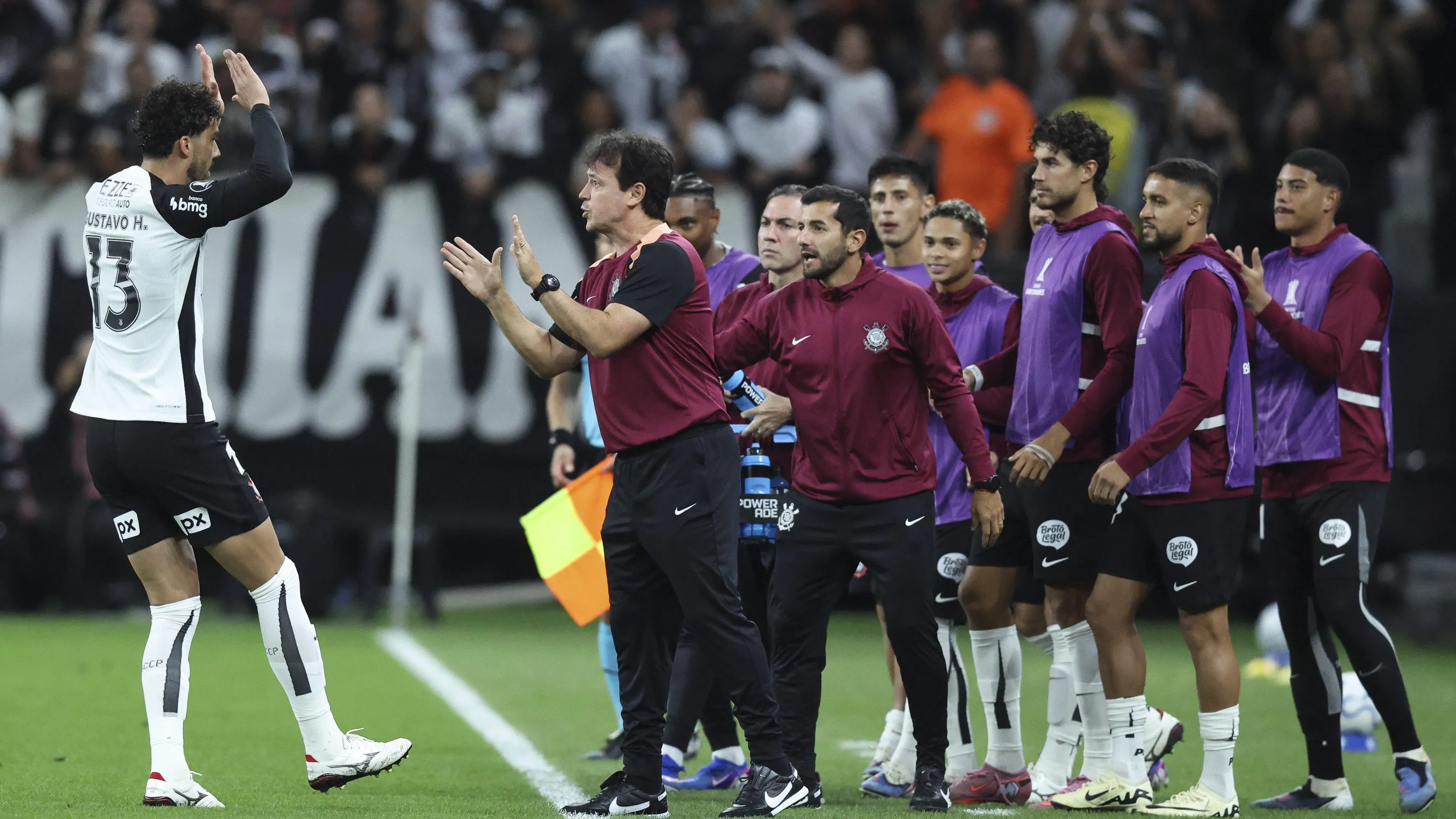 Gustavo Henrique na Neo Química Arena. (Photo by Alexandre Schneider/Getty Images)