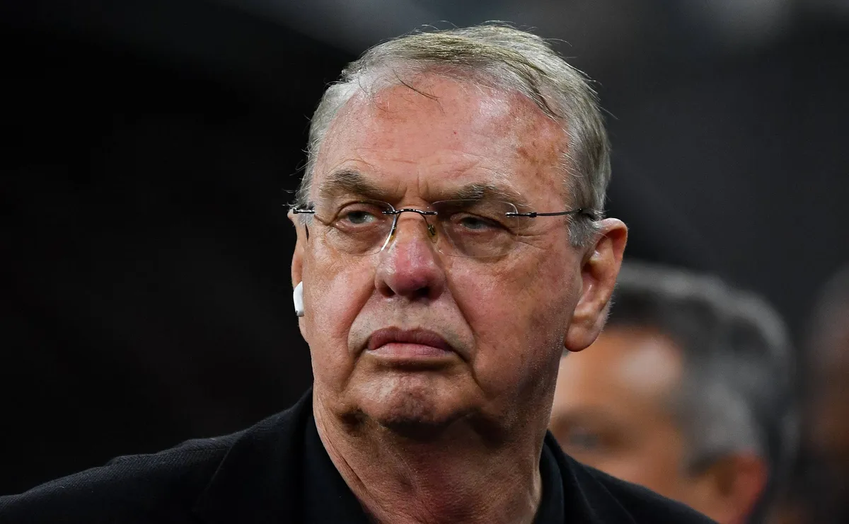 Corinthians é condenado a pagar R$ 6 milhões por Charles e pode sofrer transfer ban da FIFA