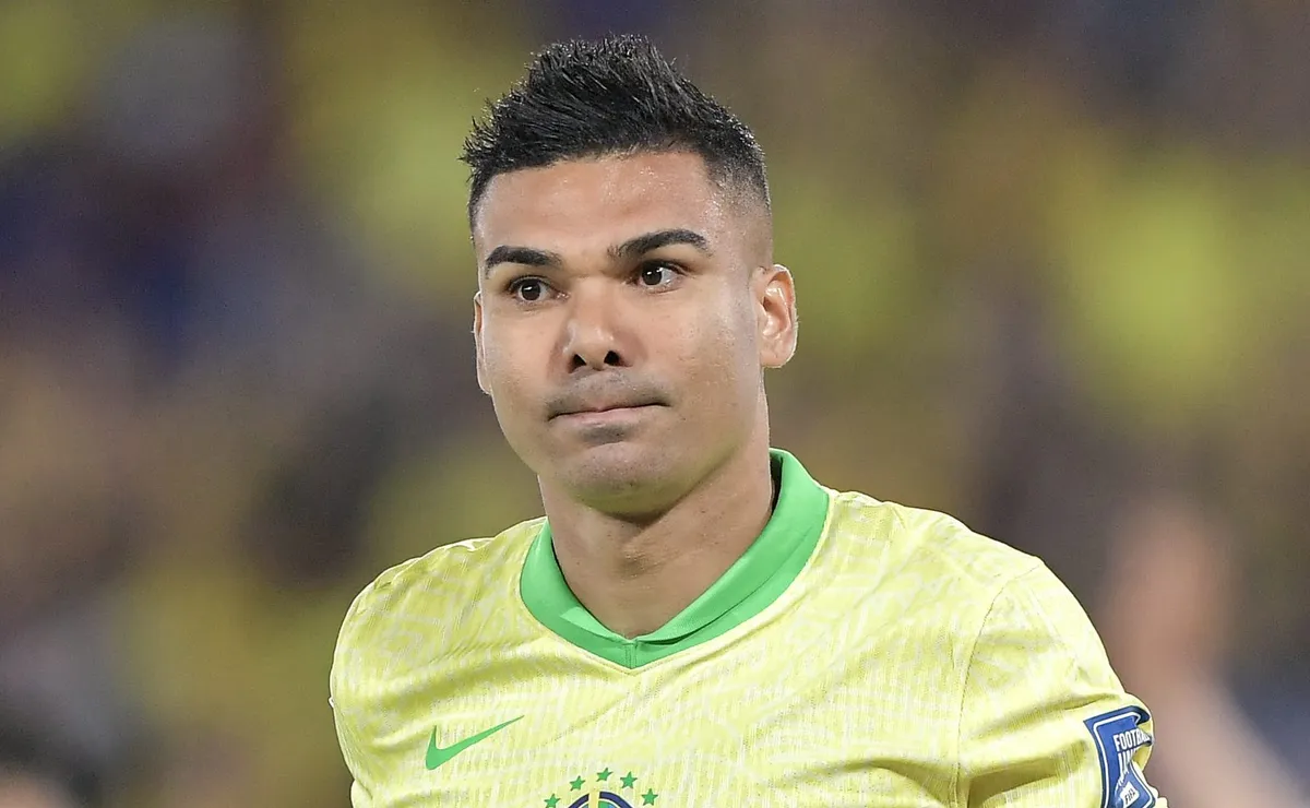 Casemiro volta a falar de Neymar na Seleção Brasileira e cita o Santos: “Qual o nível”