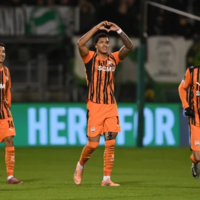 Shakhtar define preço de Kauã Elias e Fluminense aguarda venda milionária