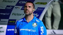 João Martins auxiliar-tecnico do Palmeiras durante partida contra o Santos no estadio Arena Allianz Parque pelo campeonato Brasileiro A 2025. Foto: Fabio Giannelli/AGIF