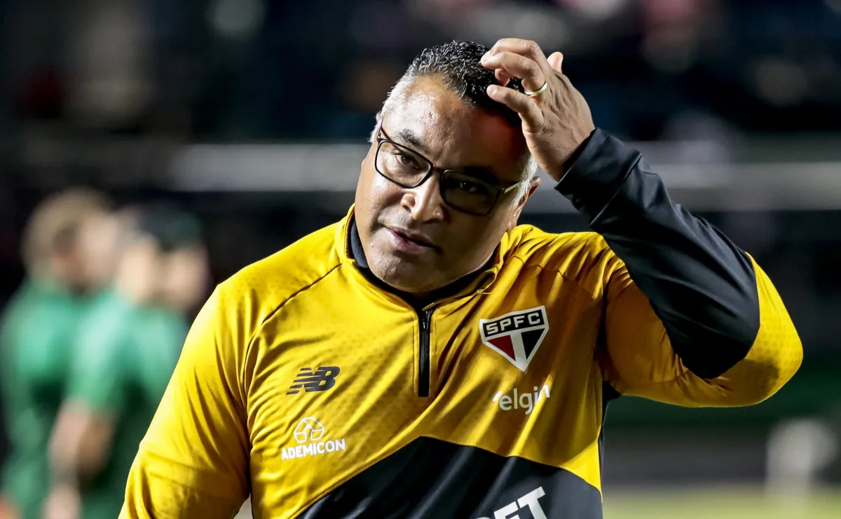 Roger Machado explica estratégia do São Paulo após empate na Sul-Americana