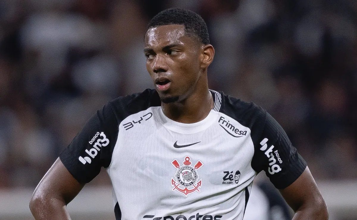 Veto na venda de André causa conflito interno e prejudica o caixa do Corinthians
